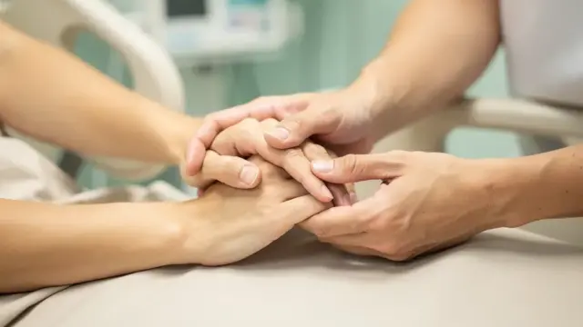 Emotionale Unterstützung während der Geburt zur Verhinderung von Geburtstrauma